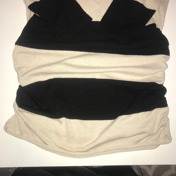 PINK ROSE SMALL TAN & BLACK STRIPED V-NECK SWEATER - Picture 4 of 6